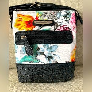 Stone & Co. 3-1 floral leather purse clutch wristlet crossbody bag NWT Sydney